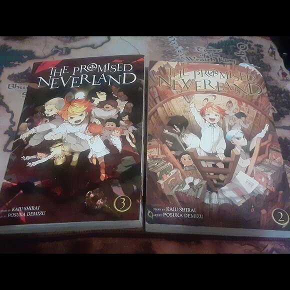 The Promised Neverland 2,3 manga Kaiu Shirai, Posuka Demizu, Viz Manga - Picture 1 of 2